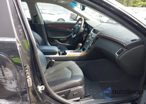 2012 Cadillac Cts Luxury z USA, uszkodzony, nr VIN 1G6DG5E58C0152680